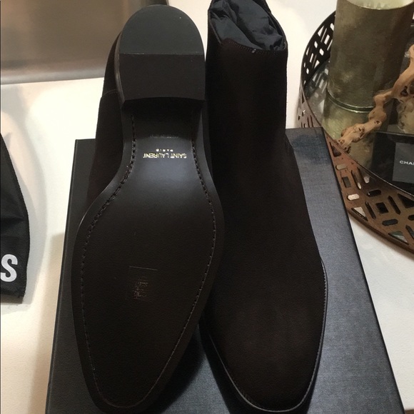 Saint Laurent Chelsea boot - Picture 2 of 3